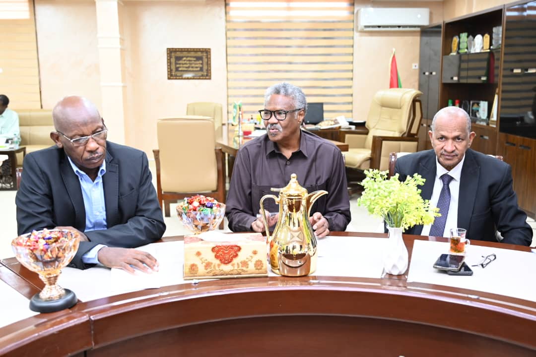 زيارة وفد من من هيئة سكك حديد السودان إلي ولاية القضارف